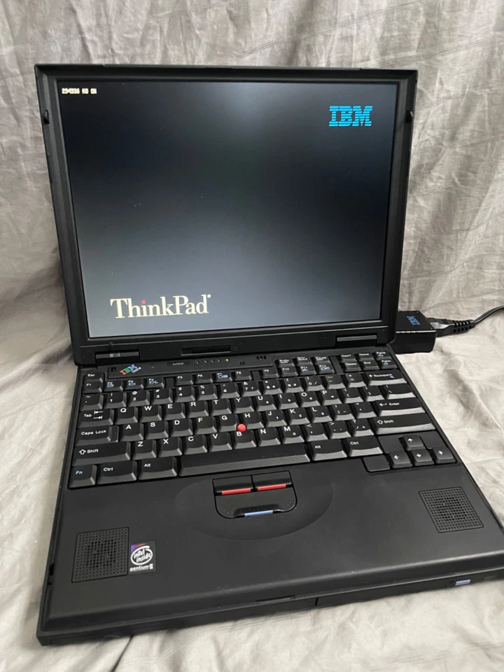 老式 IBM ThinkPad 600E Pentium II 笔记本电脑 2645 已测试 + 额外配件 — 第 2/4 张图片