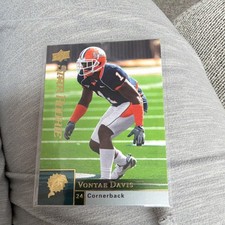 Upper Deck 2009 Star Rookie Vontae Davis #243 Illinois/Miami Football Card. rookie card picture