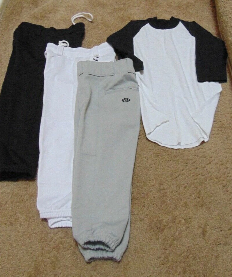 Lote deportivo Easton, Soffe, Rawlings para niños talla XS Foto 2 de 4