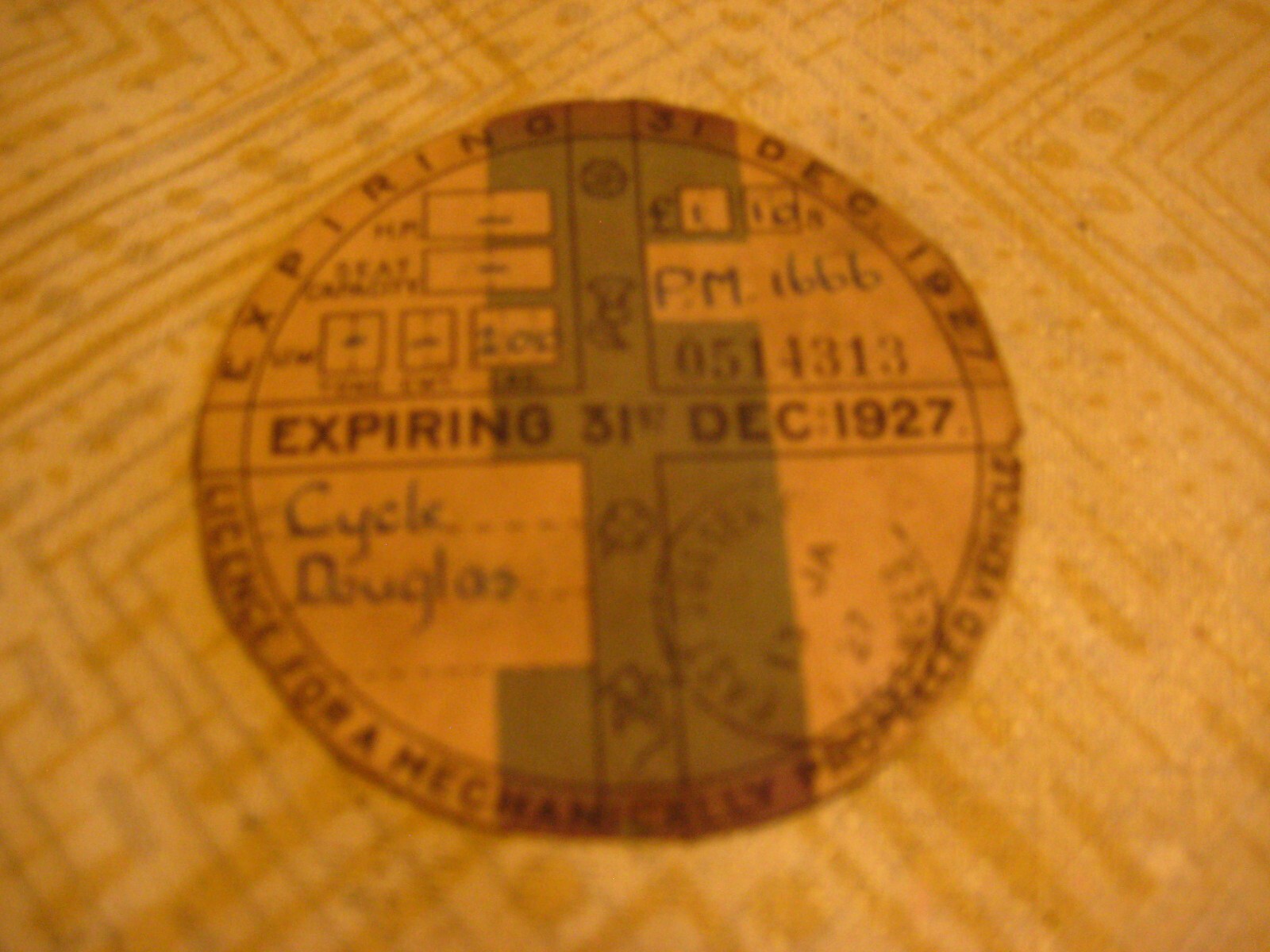 GREAT BRITAIN DOUGLAS MOTORCYCLE DEC 1927 PM 1666 RARE METAL TAX DISC
