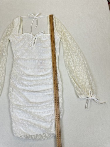 Tiger Mist Moana Bodycon Lace Dress Womens Size Medium White Sheer Sleeves BNWT - Picture 17 of 18