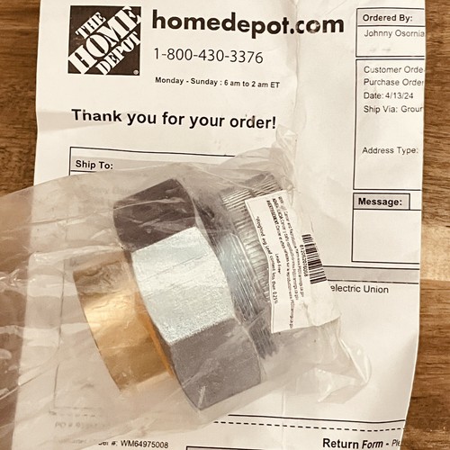 Zurn Iron/Brass Dielectric Union Pipe Fitting 1-1/2" 112-DUXLC