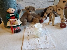 PETIT VASE EN OPALINE OPALESCENTE BLANCHE -