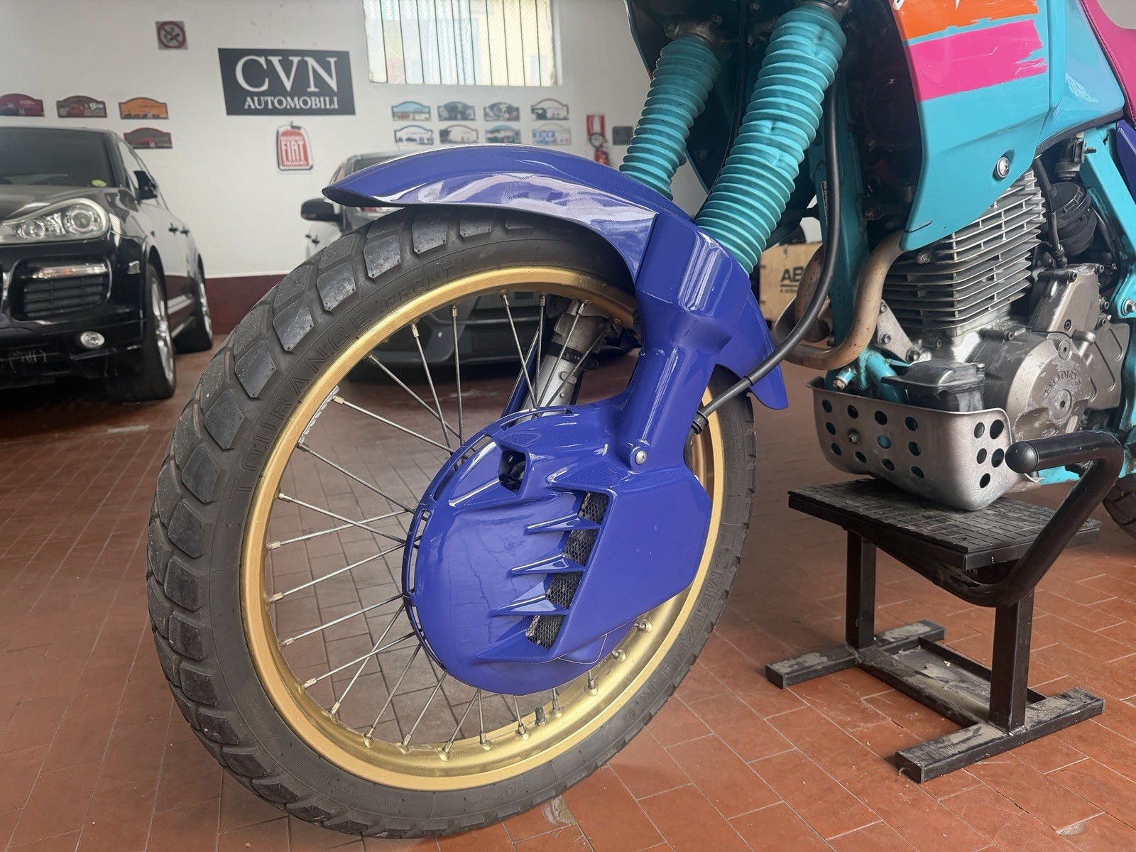 Honda NX 650 Dominator “Benetton” foto 5