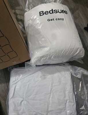 BEDSURE Get Cozy Calif King Comforter Set + 2 Pillow Shams White--Sz 96'' X 104''