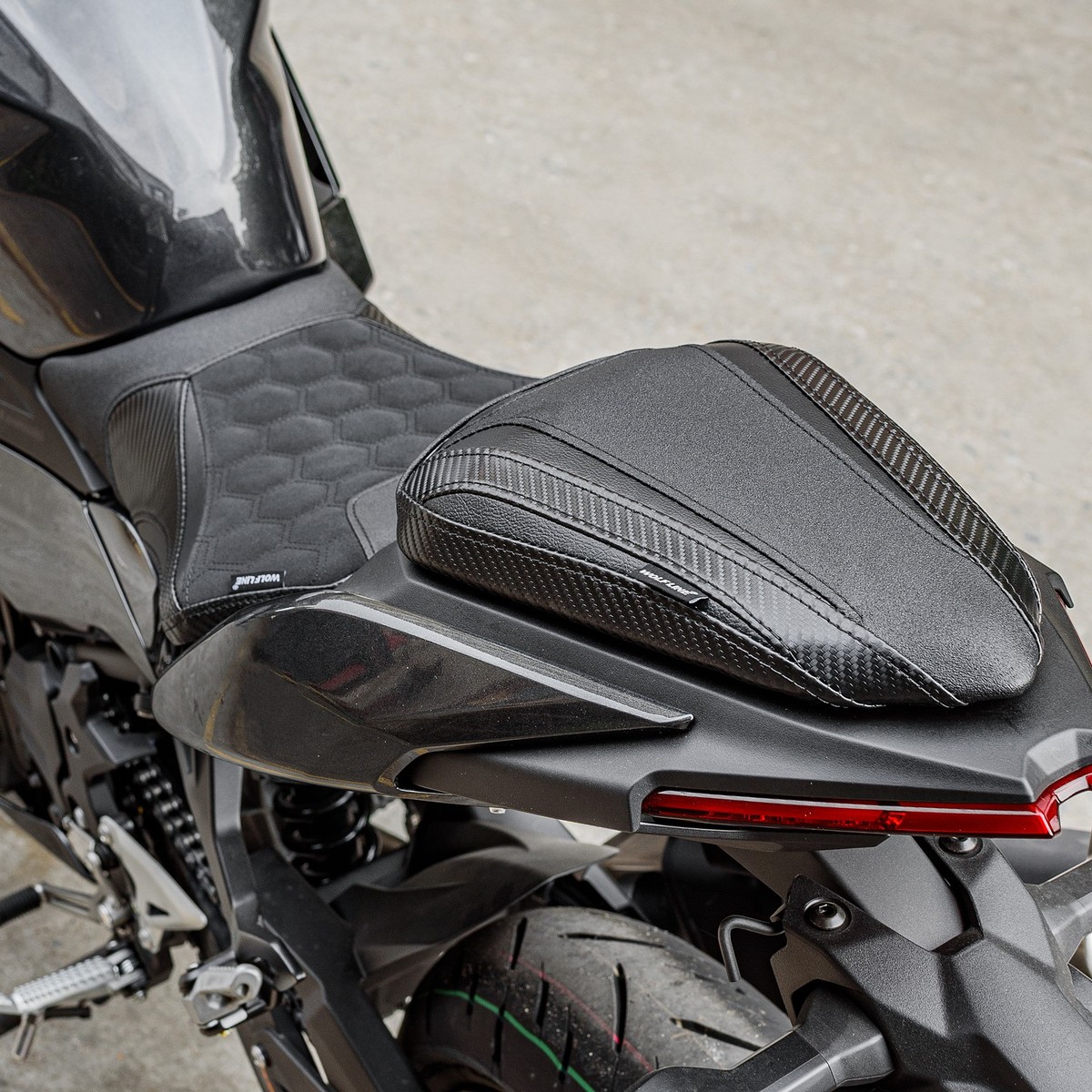 WOLFLINE Black Durable Dual Seat Fit Kawasaki Ninja 500 Z500