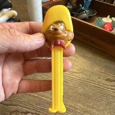 Looney Tunes Speedy Gonzales Yellow Base w/ Feet Pez Dispenser Made In Hungary
