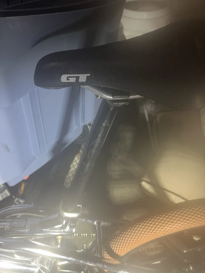 BMX de competición GT 2001 hecha en California vintage escuela intermedia Foto 4 de 4