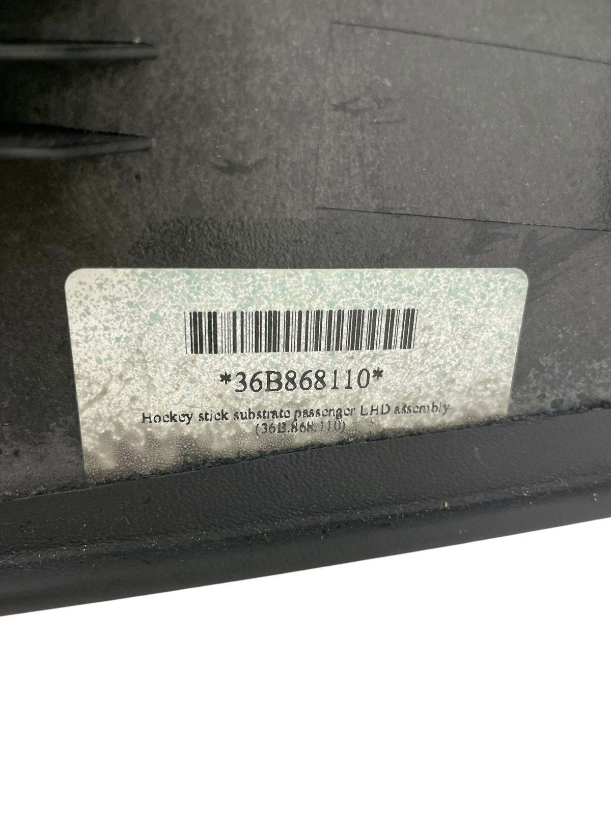 2016-2020 BENTLEY BENTAYGA RIGHT DASH TRIM GLOVEBOX MOULDING LEATHER COVER PANEL