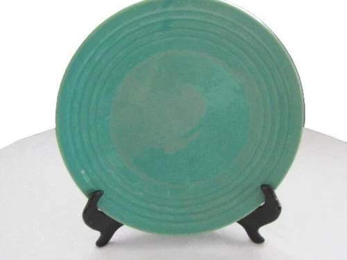 VINTAGE BAUER FIRST PERIOD GREEN 11" DINNER PLATE