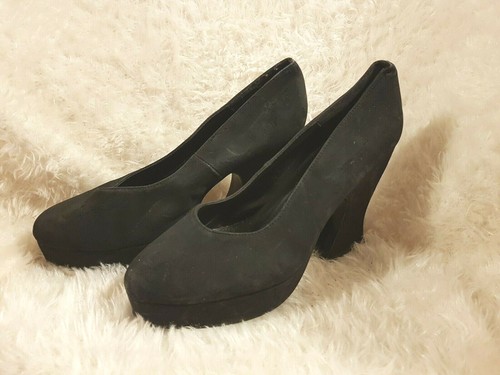 le chateau women's shoes