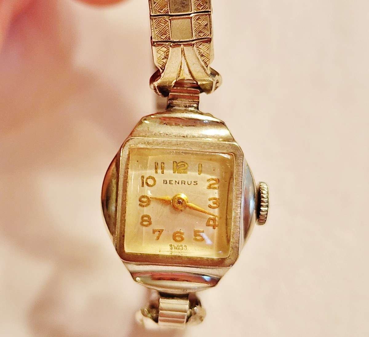 Vintage Benrus Ladies Wristwatch, Decorative Flexible Band, 10K