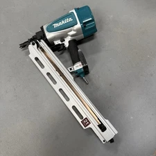 Makita Pneumatic 3-1/2 in. 21 Full Round Head Corded Framing Nailer