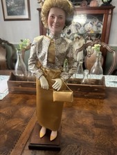 Danbury Mint First Ladies Pat Nixon
