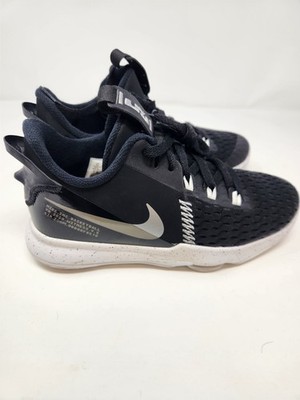 Nike Boy's Lebron Witness 5 Basketball Shoe Size 7Y CT4629-001 