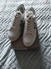 Moda in Pelle Ladies white Metallic Salomie B.Soleful Wedge Trainer's Size 6