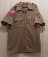 Grand Wish sz.14 Boy's Khaki short Sleeve shirt w/Patriotic & TN badges on