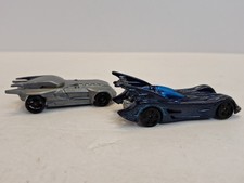 2004 Hot Wheels DC Comics Blue Batmobile Mattel B3540 2018 Batmobile