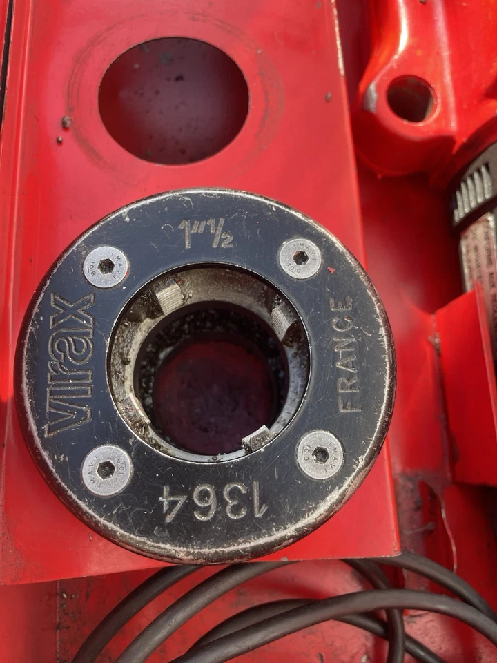 VIRAX 1375 Portable Threader, Handheld Pipe Threading Machine  240 Volts - Image 2 of 4