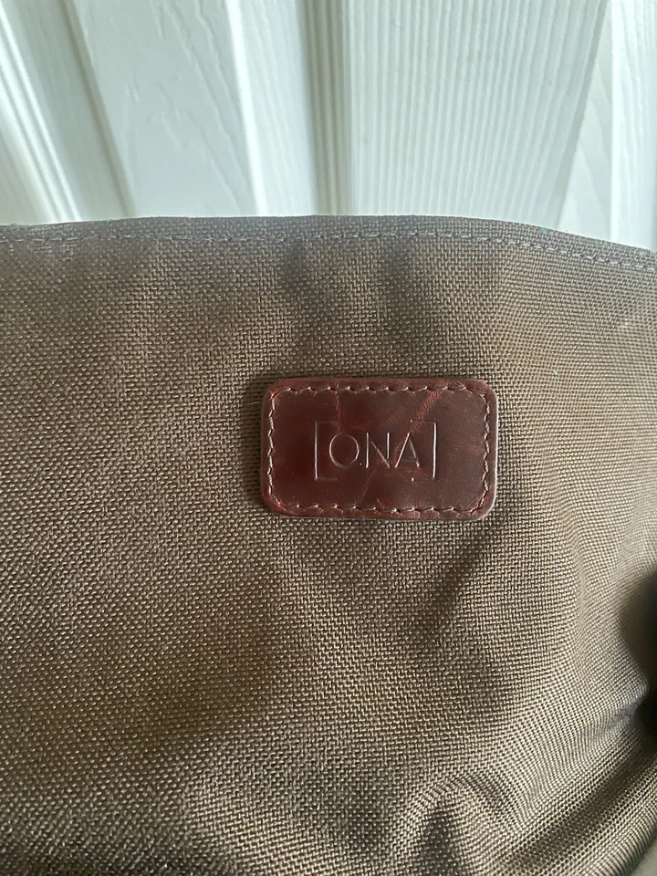 Сумка для фотоаппарата ONA Bowery холщовая дымчатого цвета специально разработанная - Изображение 4 из 4