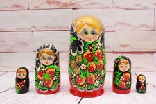 Ukrainian Classic Nesting Doll 4" 5 Pieces Hand Painted Wooden Matryoshka