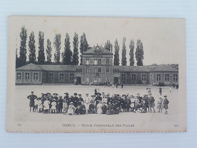 27 PACY-SUR-EURE. Hôtel de Ville et Groupe scolaire 1908