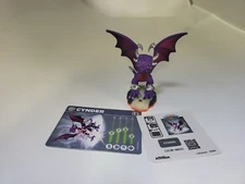 NEW Giants Cynder   Skylanders Figure With Sticker & Card #O8