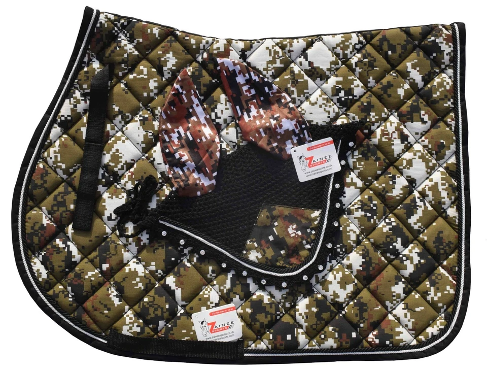 JUEGO DE ALMOHADILLAS DE SILLÍN INGLÉS CAMUFLAJE VELO MOSCA OREJA DE CABALLO RED CAPÓ ZAINEE DEPORTES Foto 2 de 2