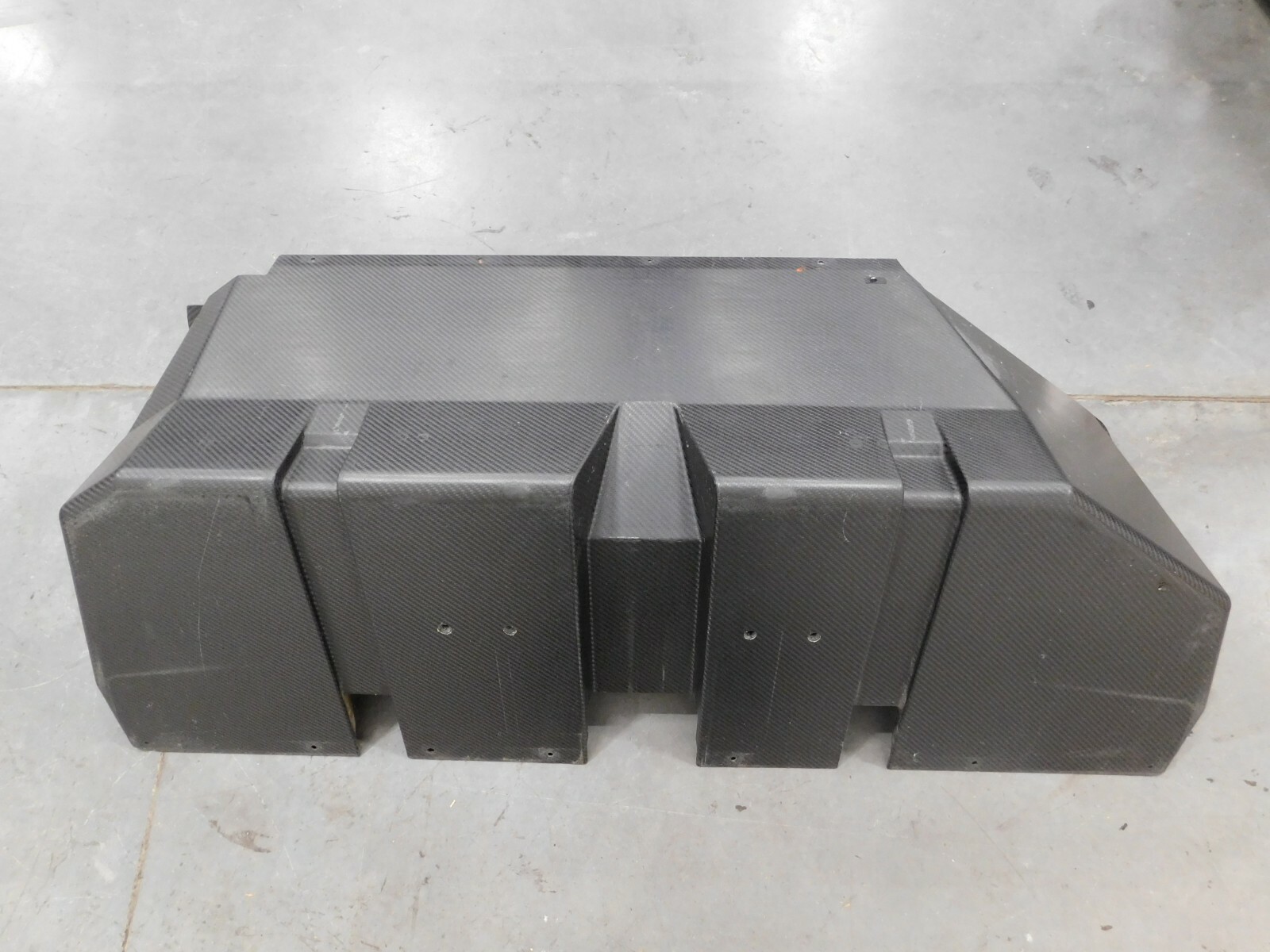 2017 15 16 18 McLaren 570GT4 570 GT4 Carbon Fiber Fuel Cell Box #0016 i7