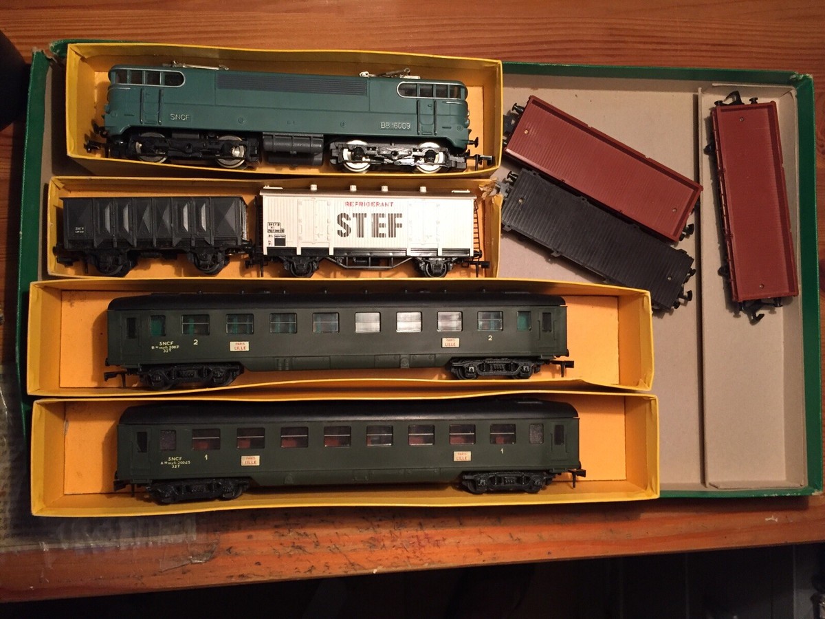 HORNBY ÉCHELLE HO VOITURE PARIS LILLE A COMPARTIMENTS