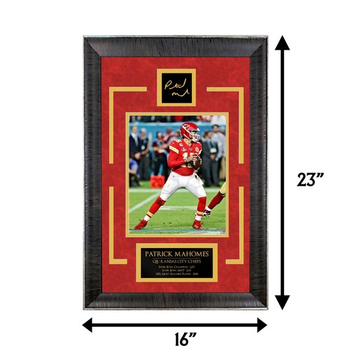Patrick Mahomes - Jugador Más Valioso de los Chiefs - Deportes de lujo | 16 x 23 - Foto de fútbol americano enmarcada - Imagen 2 de 4