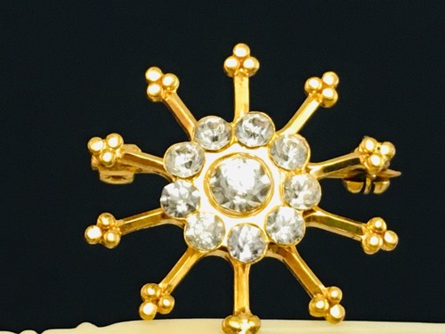 Brooches 2 Gold Tone White Rhinestone Atomic Duette Joined by 2 Chains Vintage - Picture 7 of 9