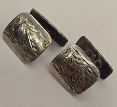 Antike Jugendstil Manchetenknöpfe aus 800er Silber- 7,7 Gramm- 14 X 17 mm