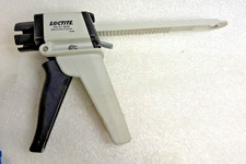 Loctite 98026-  Handheld Manual Syringe Dispenser 30ml-  comes with 3 tubes READ