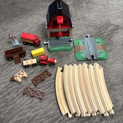 BRIO WORLD 33719 FARM RAILWAY SET WOOD TRAIN COMPLETE EXCELLENT CONDITION
