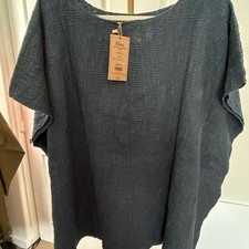 Womens Boxy Knit Top in Dark Gray