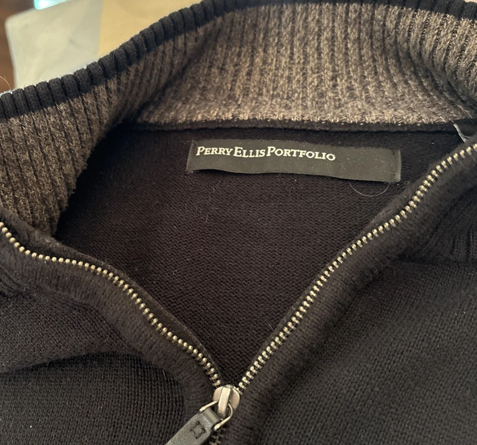 Men’s Perry Ellis Portfolio Xl Black 1/2 Zip Sweater - Image 2 of 4