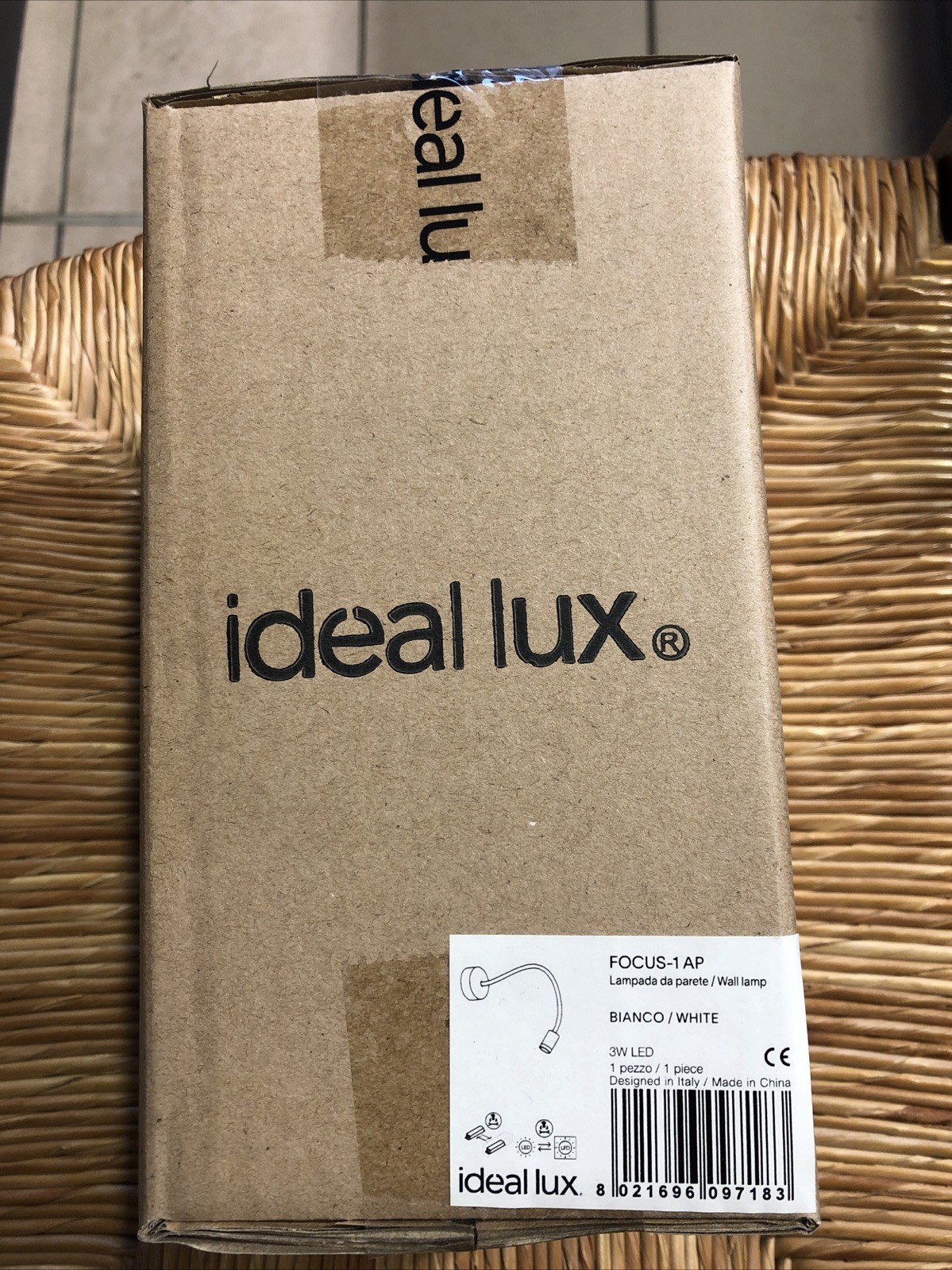 Ideal Lux FOCUS-1 AP BIANCO Mod. 097183 Lampada Da Parete 1 Luce