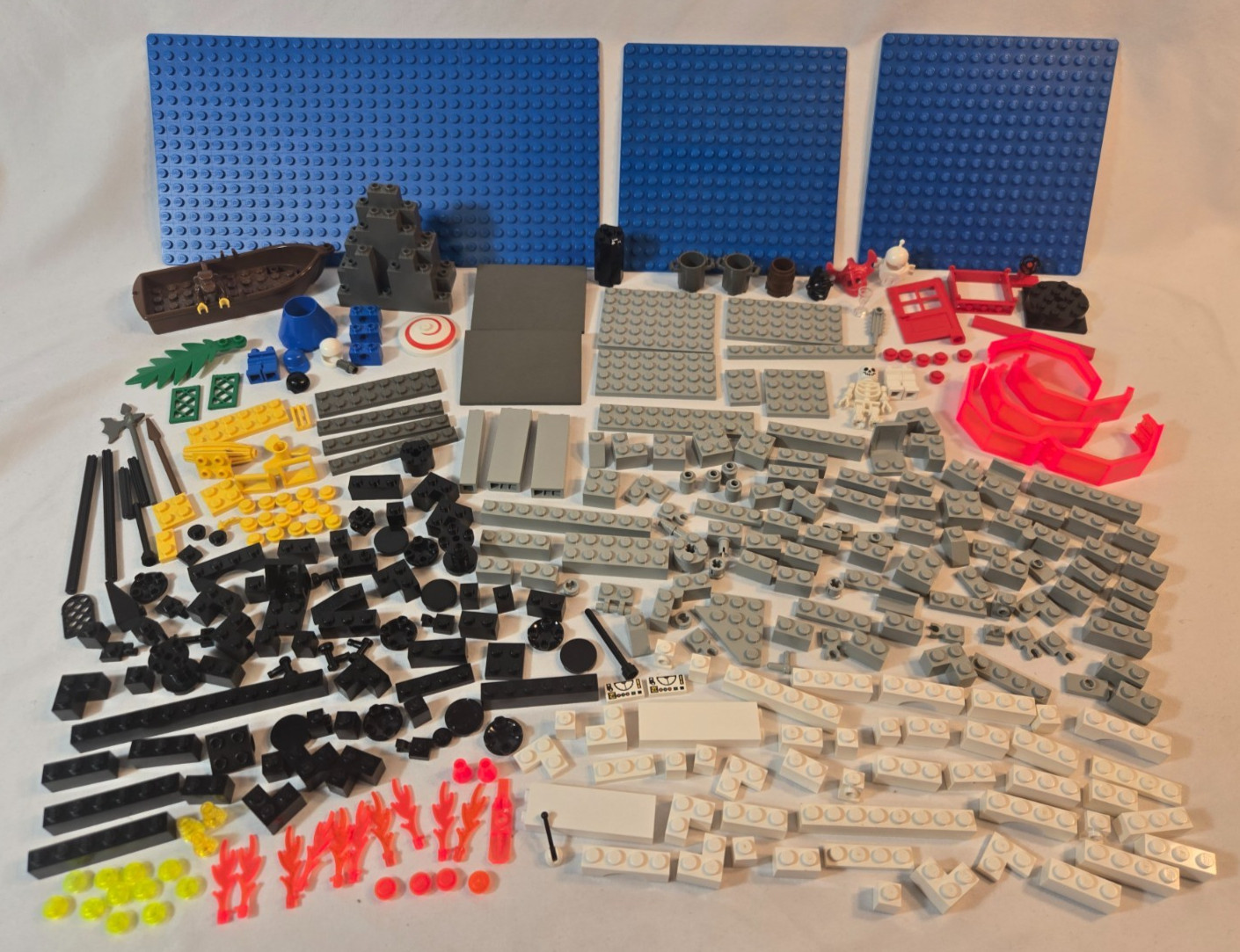 LEGO 6494 Time Cruisers Mystic Mountain Time Lab Parts 75% Complete 1996 Vintage