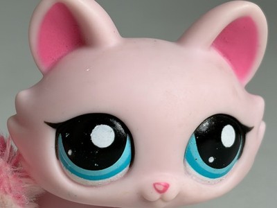 Authentic Littlest Pet Shop LPS #2619 Crouching Pink Kitten Cat
