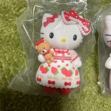 Hello Kitty Figure Sanrio Secret Birthday Doll Mini Mascot Strawberry Set