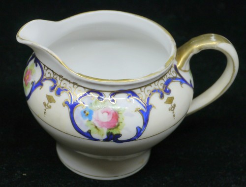OLD NORITAKE HAND PAINTED PORCELAIN CREAMER & SUGAR SET, ROSES, BLUE & GOLD TRIM - Picture 3 of 7