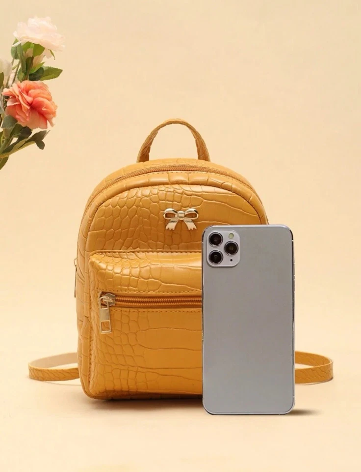 Sac A Dos Simili Cuir Crocodile Jaune Citron Moutarde Femme Noeud Papillon Zippé - Photo 4/4