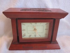 🌟 BNSF BURLINGTON NORTHERN SANTA FE RAILROAD WOOD DESK/SHELF QUARTZ CLOCK 3PT8