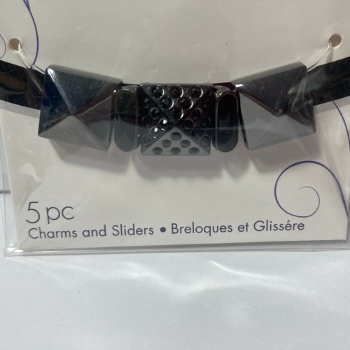 Darice Bands and Bling Mix Mingle Jewelry Charm Sliders Pyramid 2 Pack Black - Picture 4 of 12