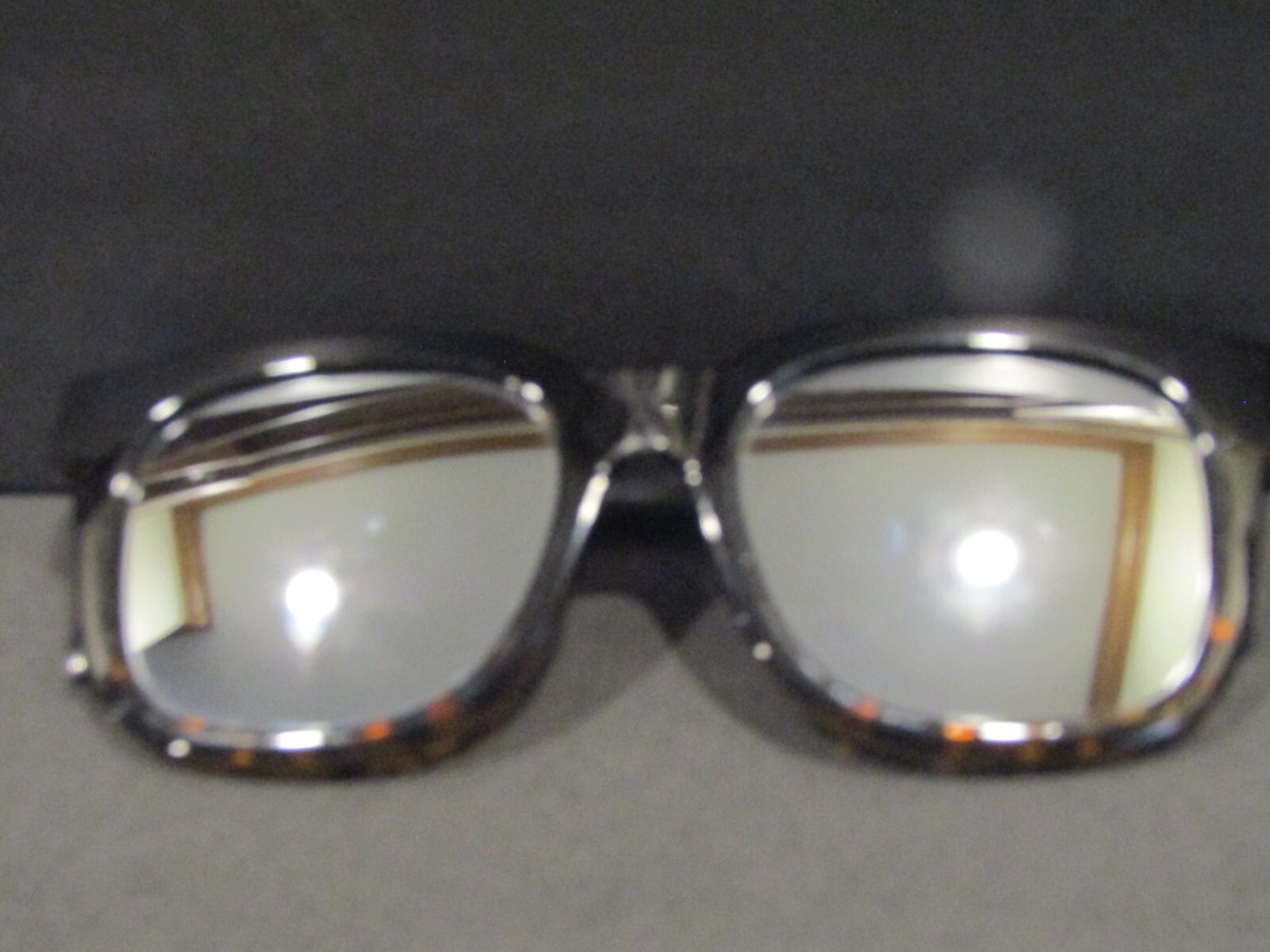 QUAY AUSTRALIA Tortoise Brown 2