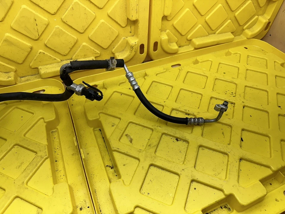 2015 Mazda 2 Front Air conditioning A/C AC pipe hose DB5H6146XA Petrol OEM - Image 4 of 4