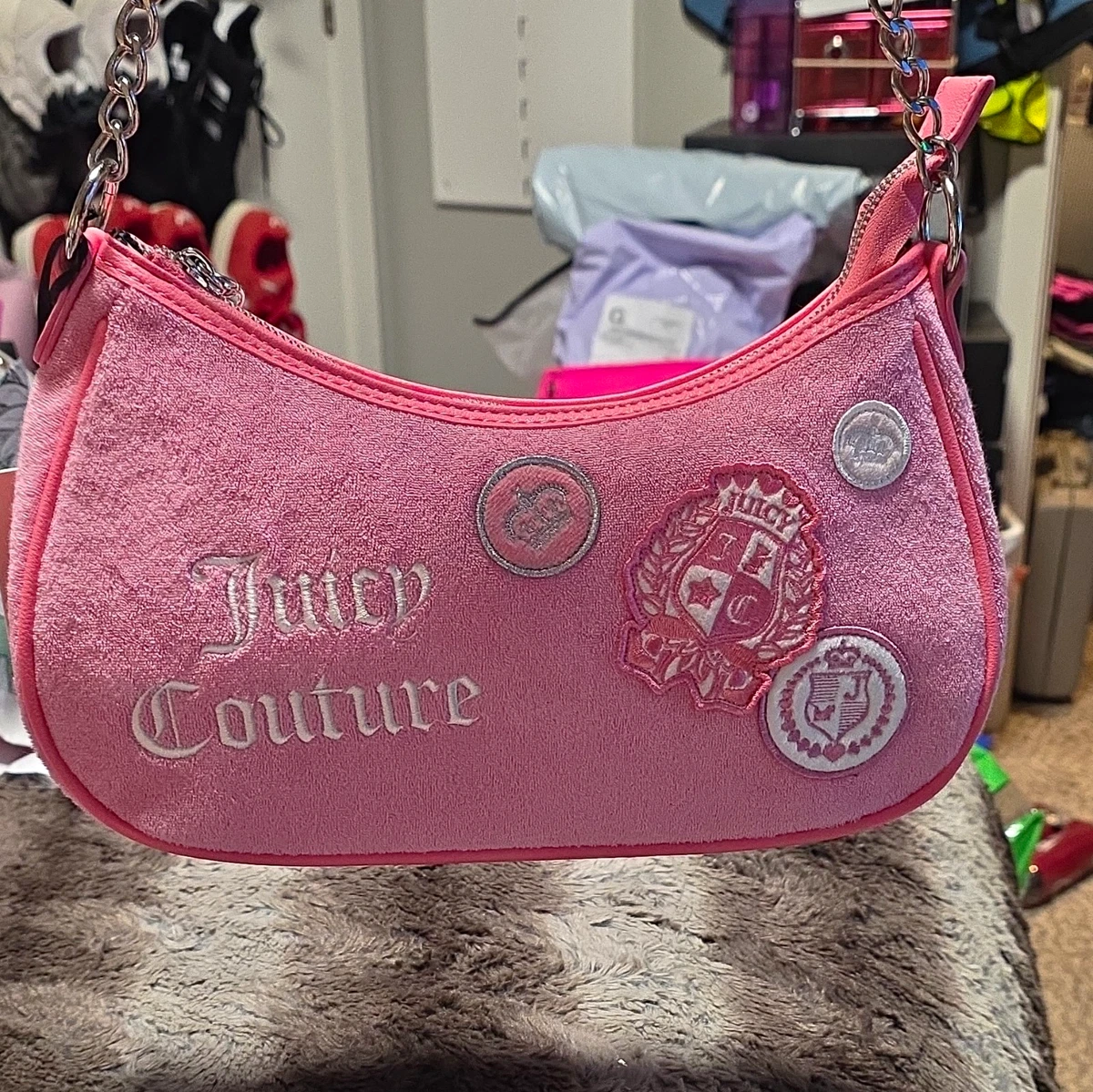 Juicy Couture ベロア ショルダーバッグ ピンク 25+ Juicy Couture Shoulder Bag Pink Bags & Handbags for Women for