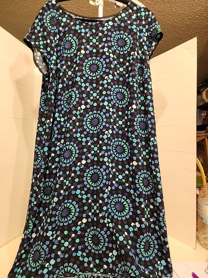 Merona XXL Dress Floral Short Sleeve Round Neck Dress Blue Black Teal Runs Small - Image 3 of 4