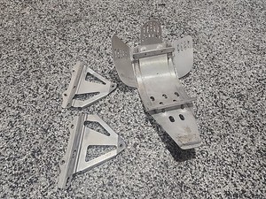 05-08 2006 Honda CRF450R Devol Skid Plate And Works Connection Radiator Braces